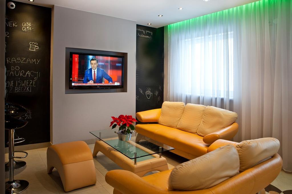 Nu Hotel Лодзь Экстерьер фото