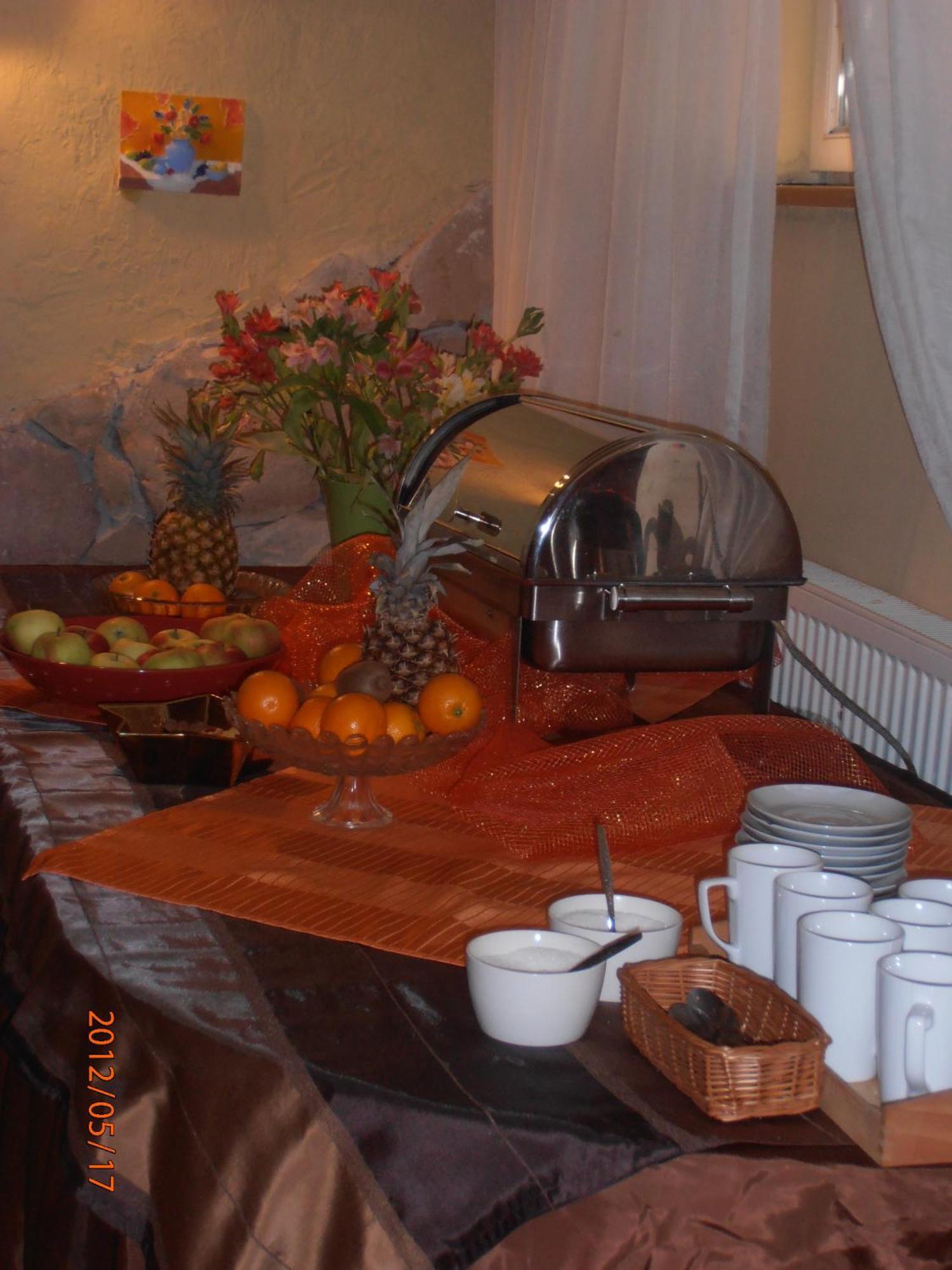 Nu Hotel Лодзь Экстерьер фото