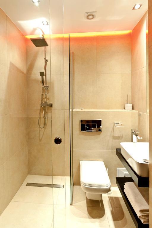 Nu Hotel Лодзь Экстерьер фото