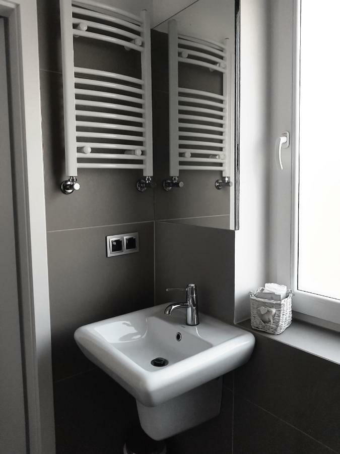 Nu Hotel Лодзь Экстерьер фото